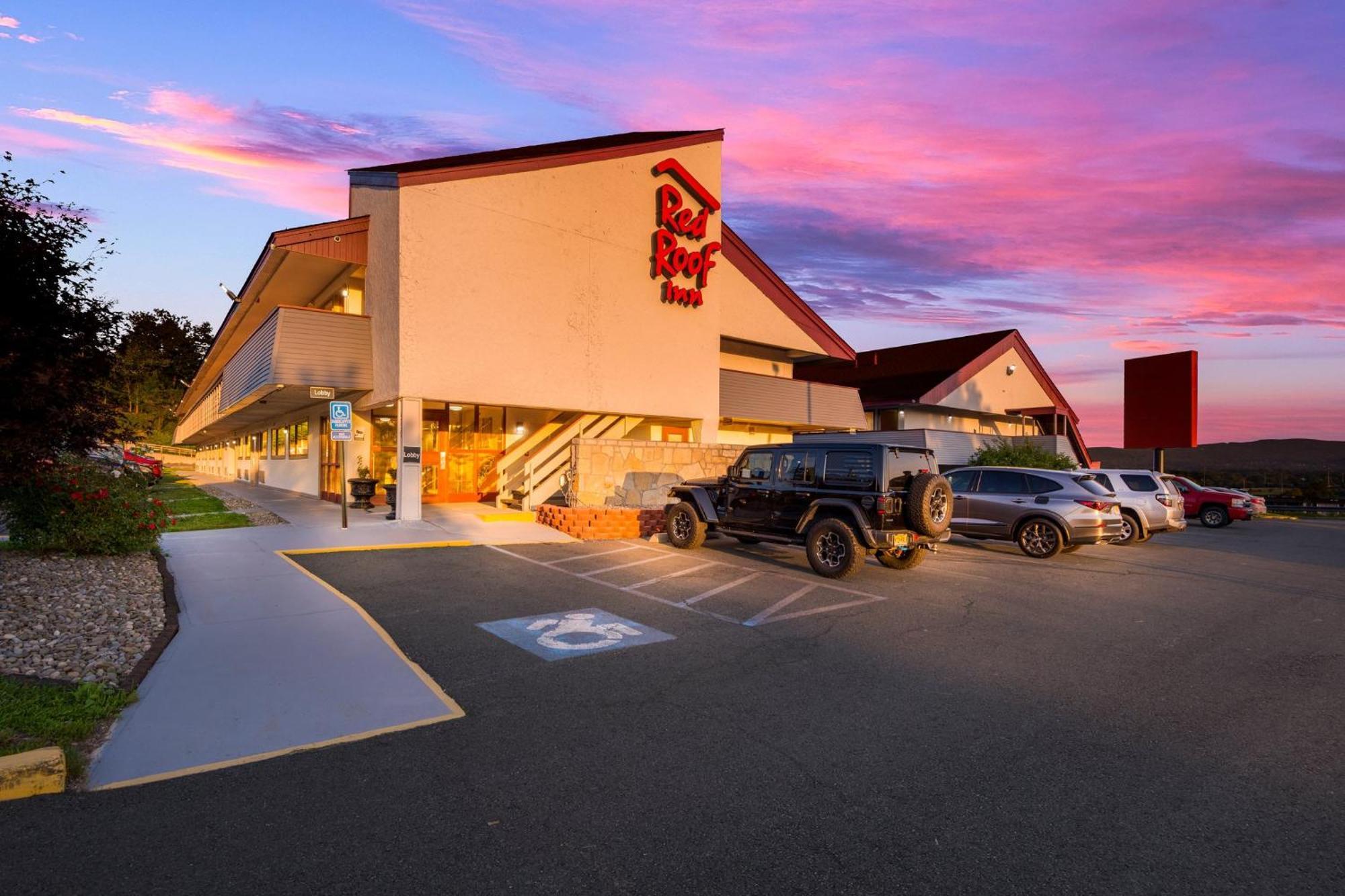 Red Roof Inn Binghamton - Johnson City Extérieur photo